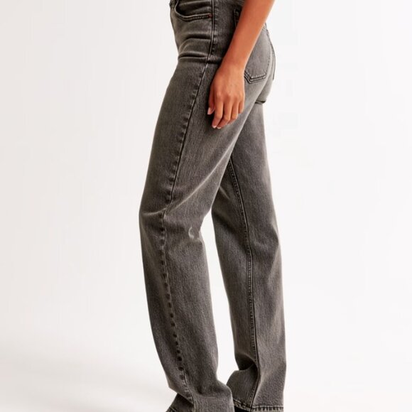Abercrombie Ultra High Rise 90s Straight Jean - Picture 4 of 7